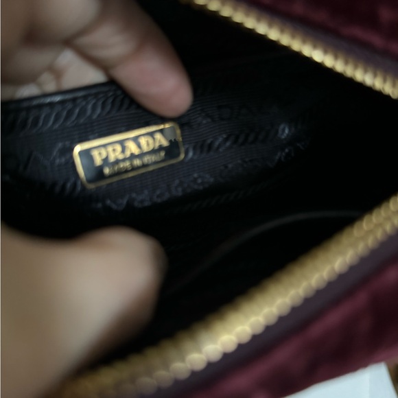 Prada Velluto with chain handbag Milano in Maroon Dark Red Velvet - Picture 7 of 7